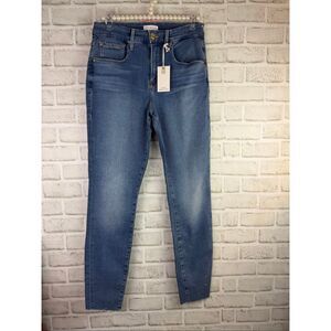 NEW Good American Good Legs Jeans – Size 12/31 – Light Wash Raw Hem